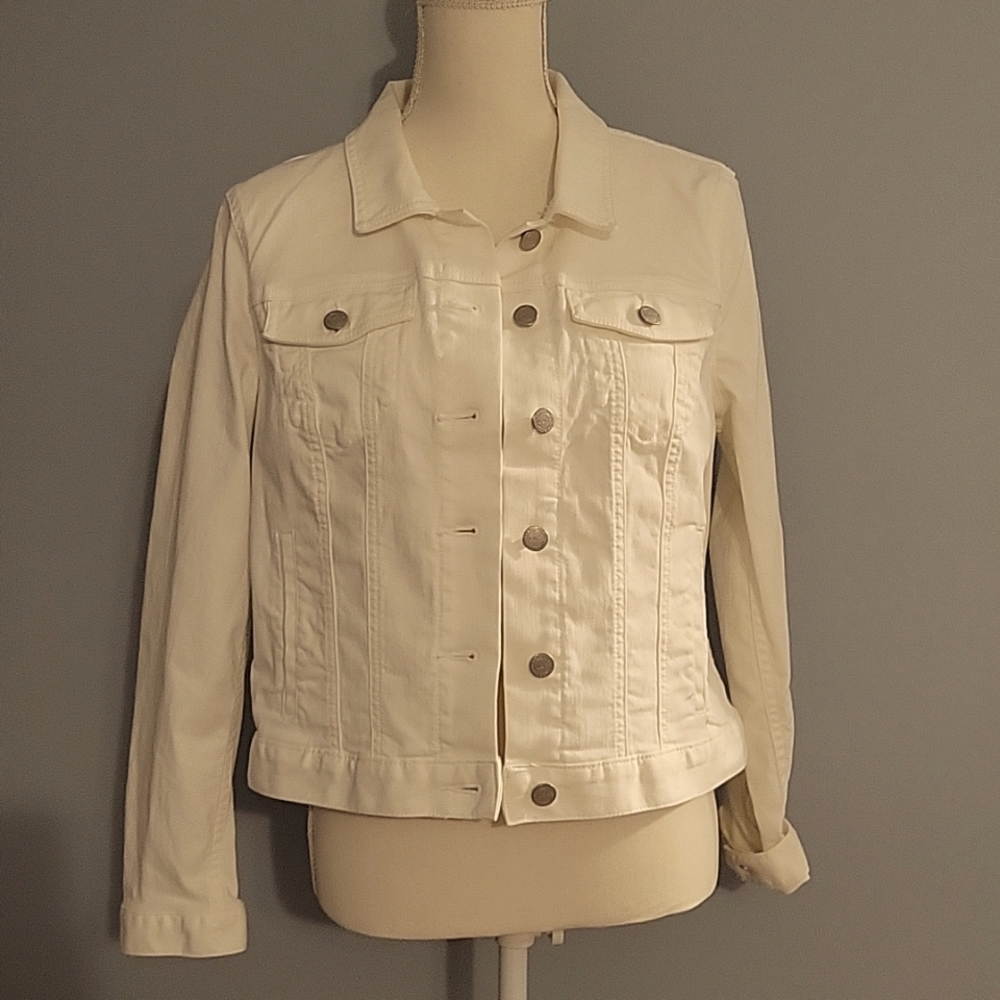 BRAND - LOFT, SIZE - LP and COLOR - WHITE